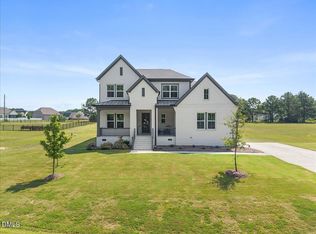 35 Scotland Dr, Youngsville, NC 27596