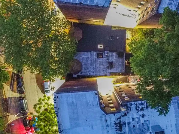 2448 Webb Avenue image 24 of 27