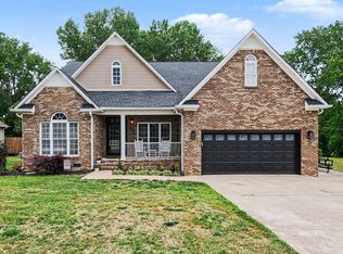 408 Brookside Dr, Mt Pleasant, TN 38474