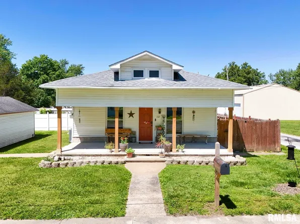 112 Beaver St, Carterville, IL 62918