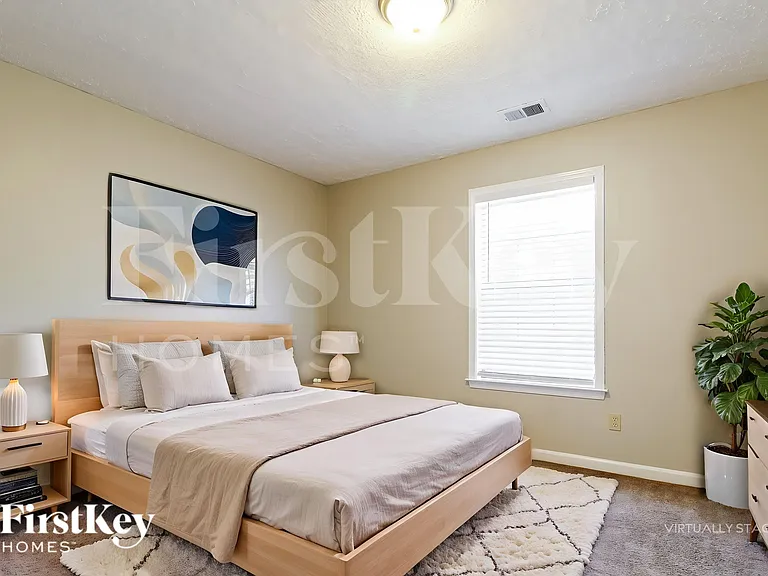 2084 Littlemore Dr — Photo 11
