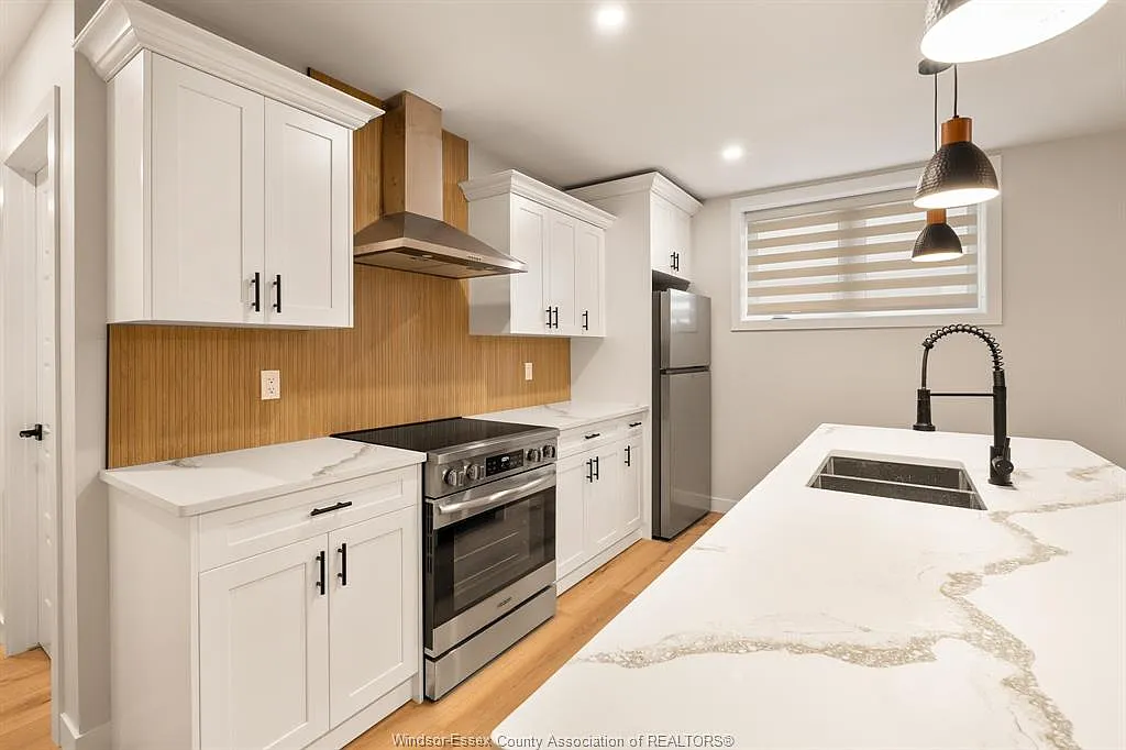 2 bed, $2,000 — Photo 3