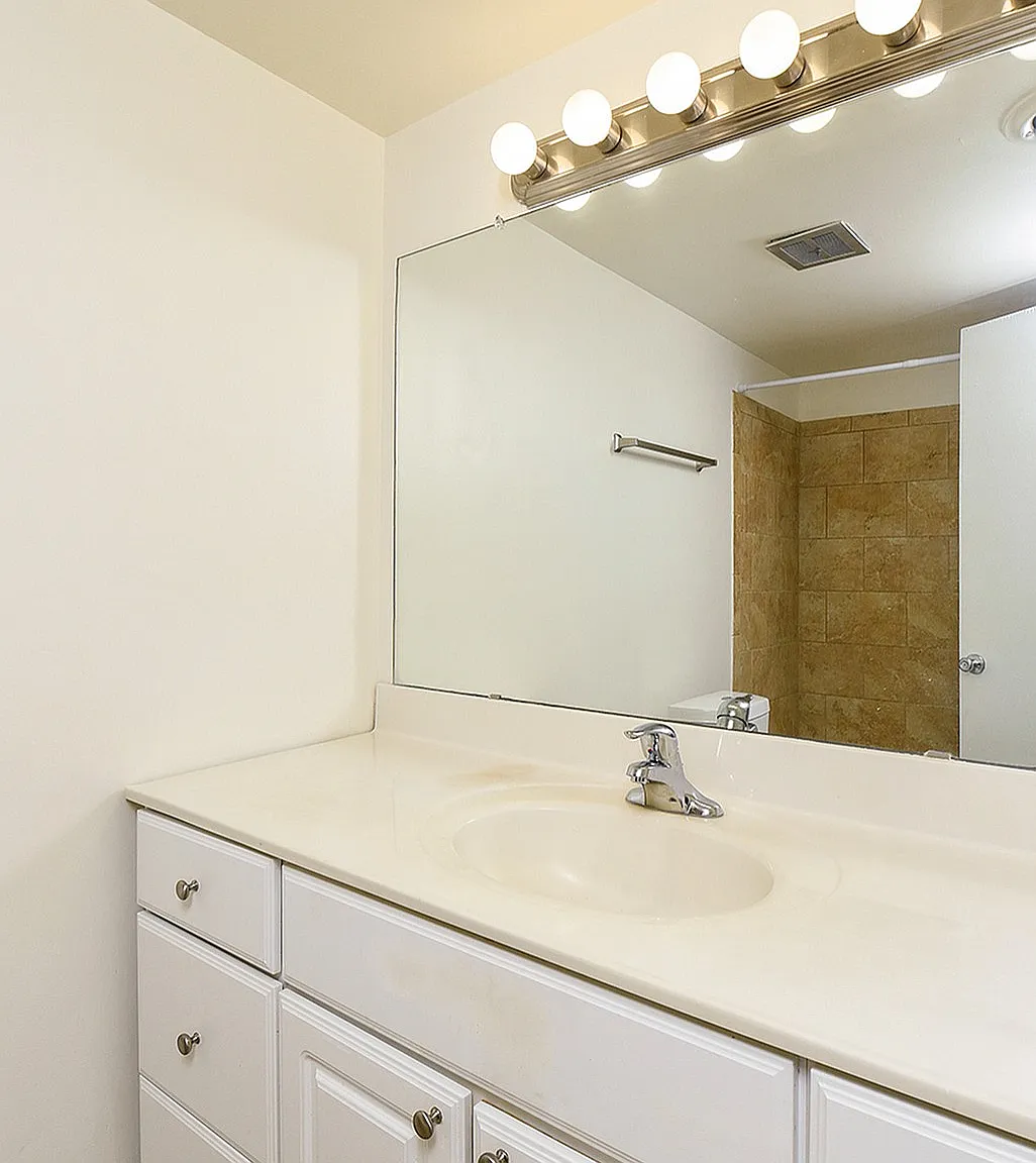 Cedar Tree Village Apartments — Photo 4