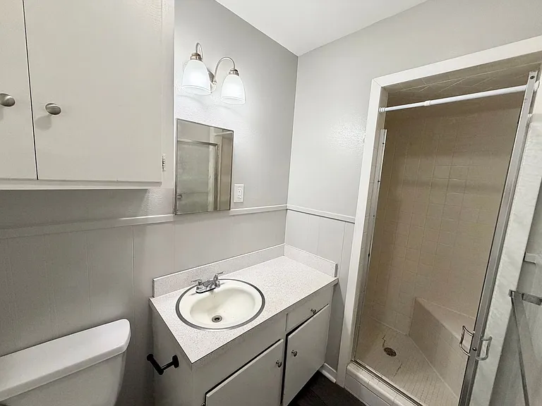 3310 Macarthur Dr — Photo 15