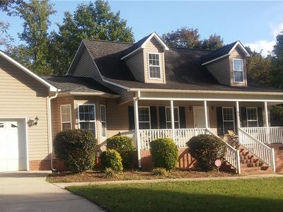 831 Lakeview Dr, Thomasville, NC, 27360