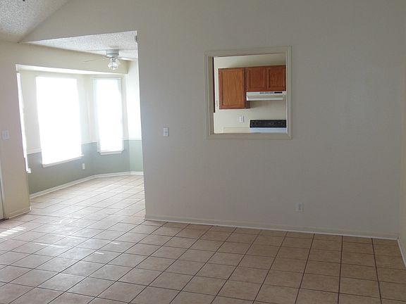 5th image of 3212 Lake Charles