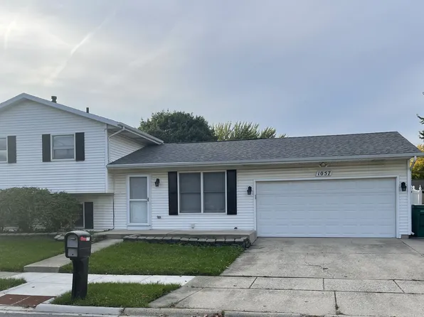 1057 Karen Dr, Joliet, IL 60431