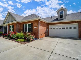 8142 Viscount Ct, Denver, NC 28037