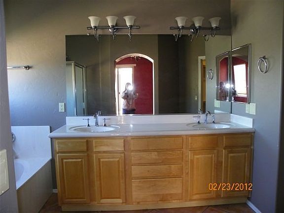 3rd image of 5229 N Sterling Springs Dr