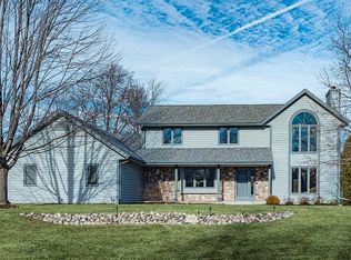S75W14088 Restfull Ln, Muskego, WI 53150