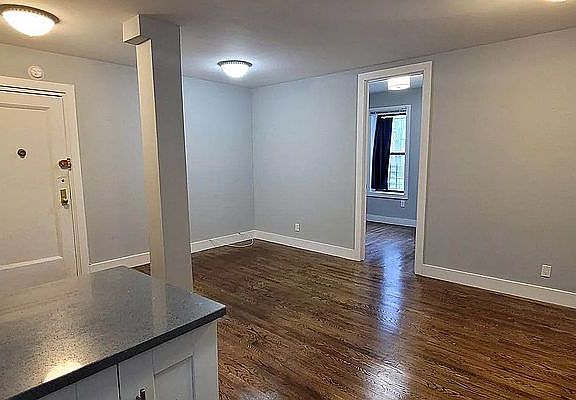 3rd image of 327 E 19th St #F1