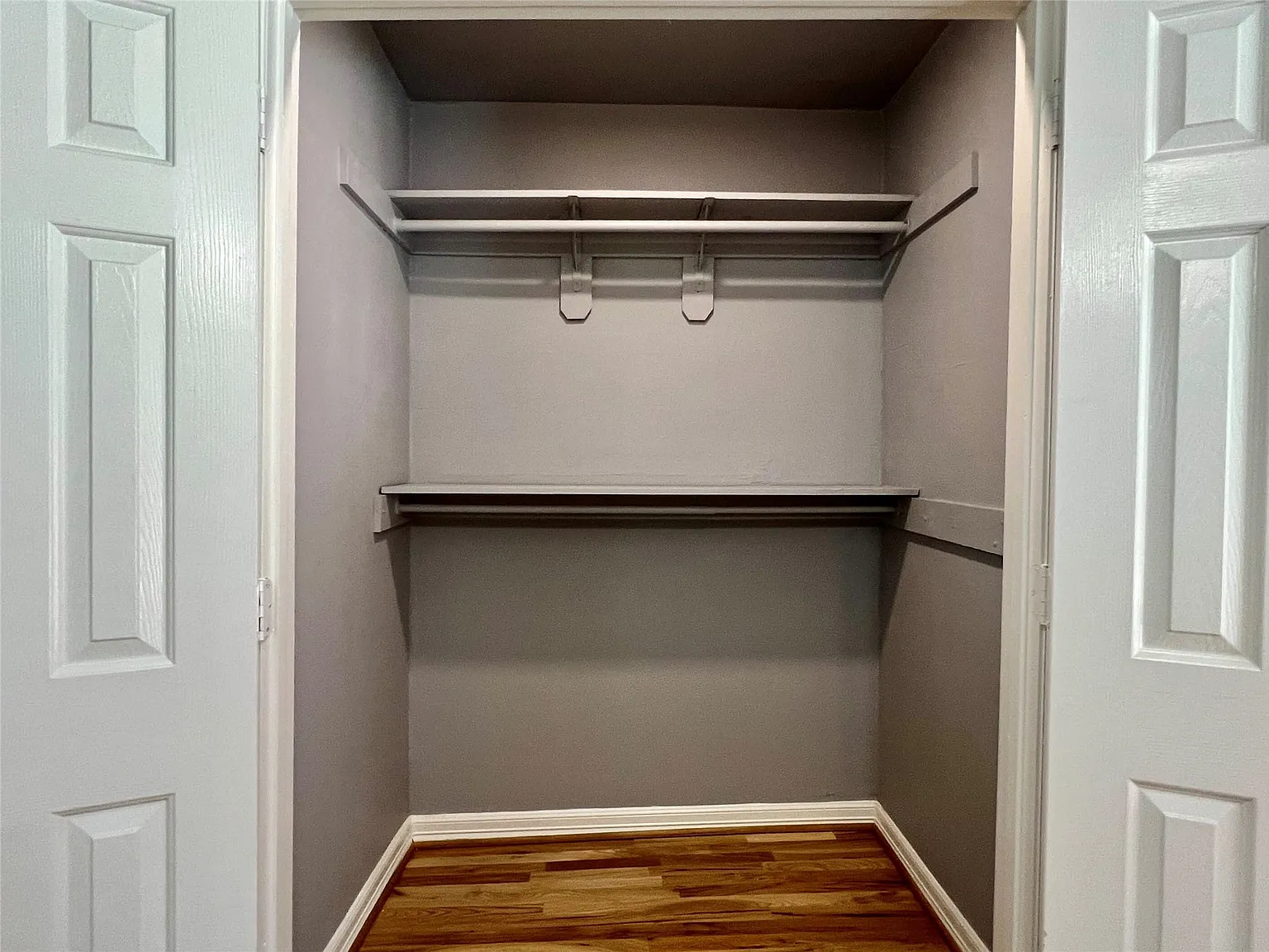 2 bed, 1.5 bath, 1248 sqft, $2,650 — Photo 2
