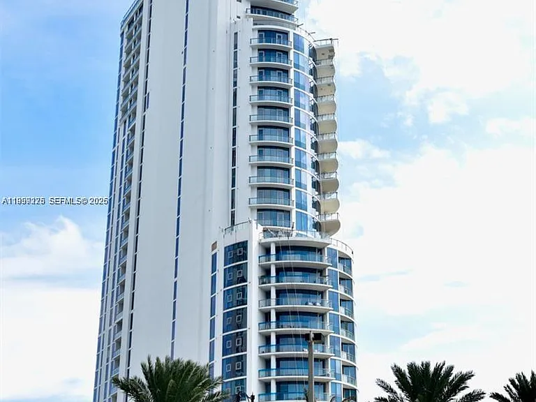 17475 Collins Ave #2802 — Photo 1