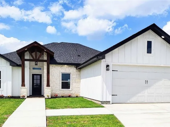 732 Milania Dr, La Feria, TX 78559