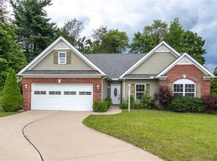 100 Whitetail Dr, Beaver Falls, PA 15010