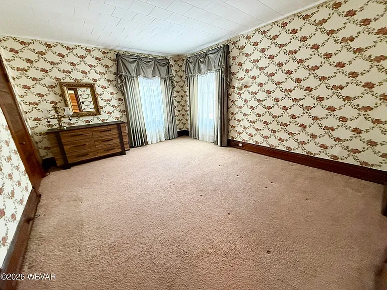 610 S Market St #2 — Photo 4