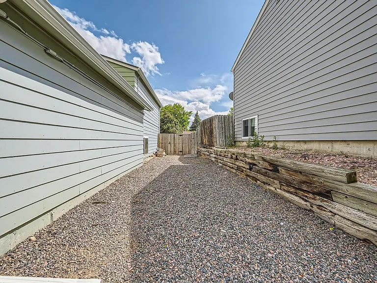 17166 E Nassau Pl — Photo 24