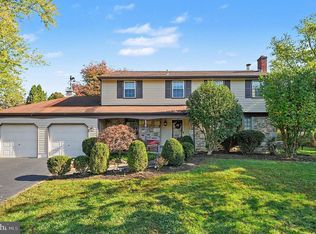 329 Fairhill Dr, Churchville, PA 18966