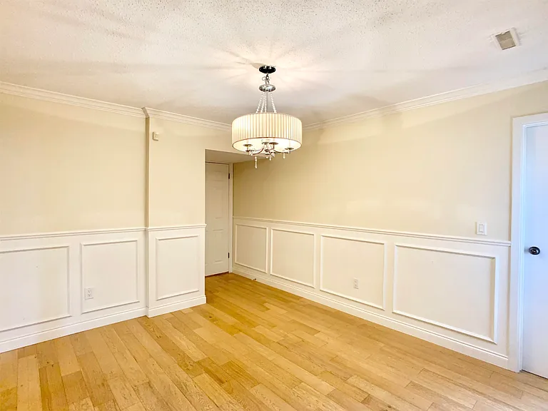 8540 Wagner Dr — Photo 10