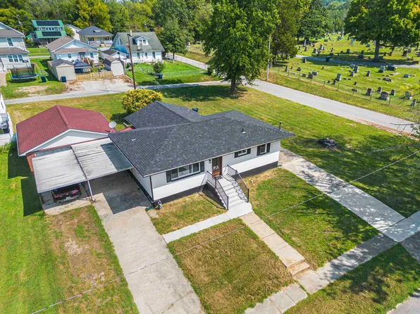 3303 Newman St, Ashland, KY 41101