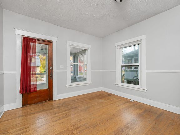 5th image of 1314 Oak St #1