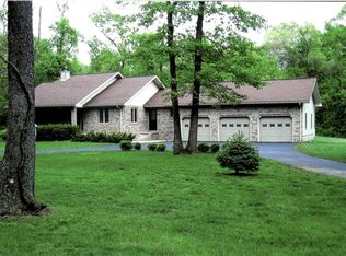 22 E Deer Path Dr, Beardstown, IL 62618