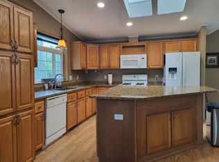 1143 Lakeview Rd #192, Elgin, IL 60123