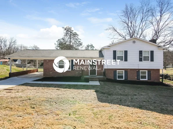 5882 Millstone Ln, Pfafftown, NC 27040
