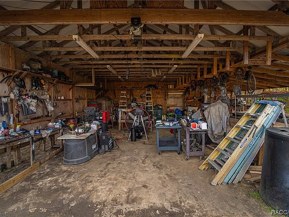 4th image of 8038 W Purvis Ct