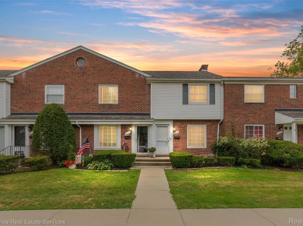 23118 Marter Rd, Saint Clair Shores, MI 48080