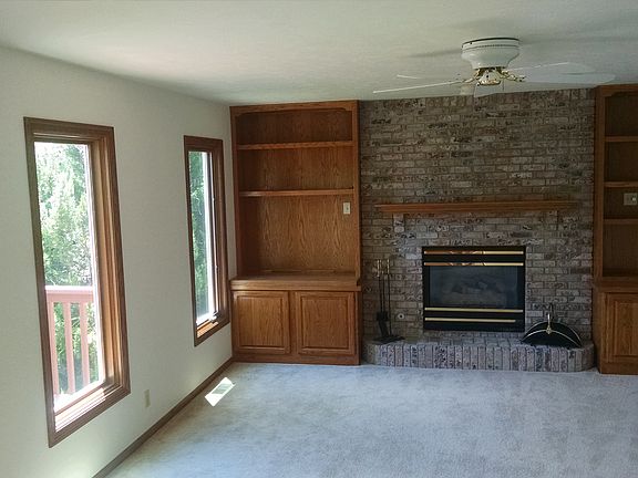 5th image of 7230 Beaver Hollow Cir