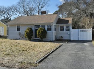 7 Pilgrim Ln, Barnstable, MA 02630