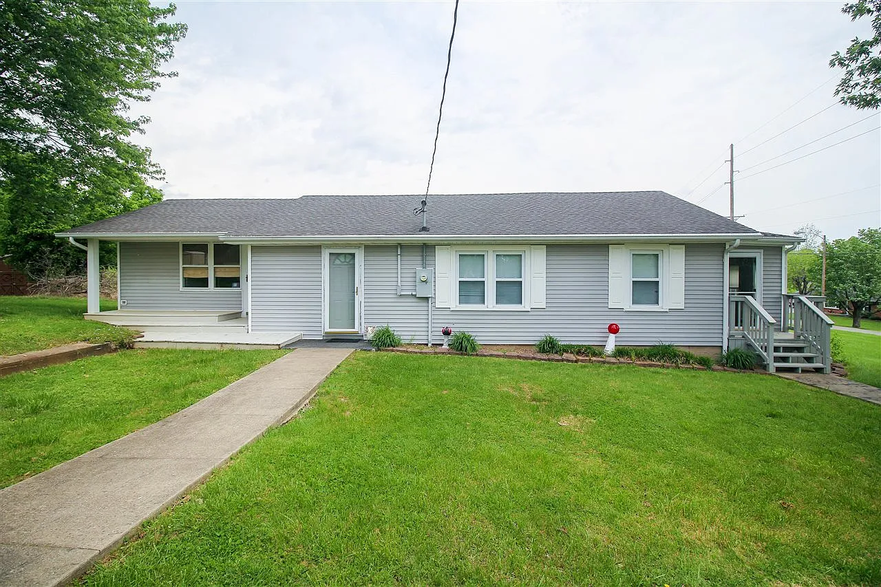 316 Webb St photo 1