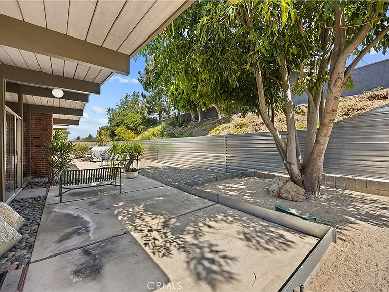 1131 N Encanto St — Photo 17