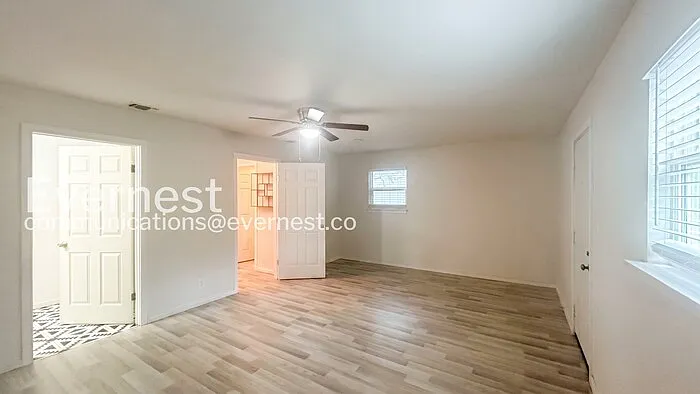 125 Magendie St — Photo 10