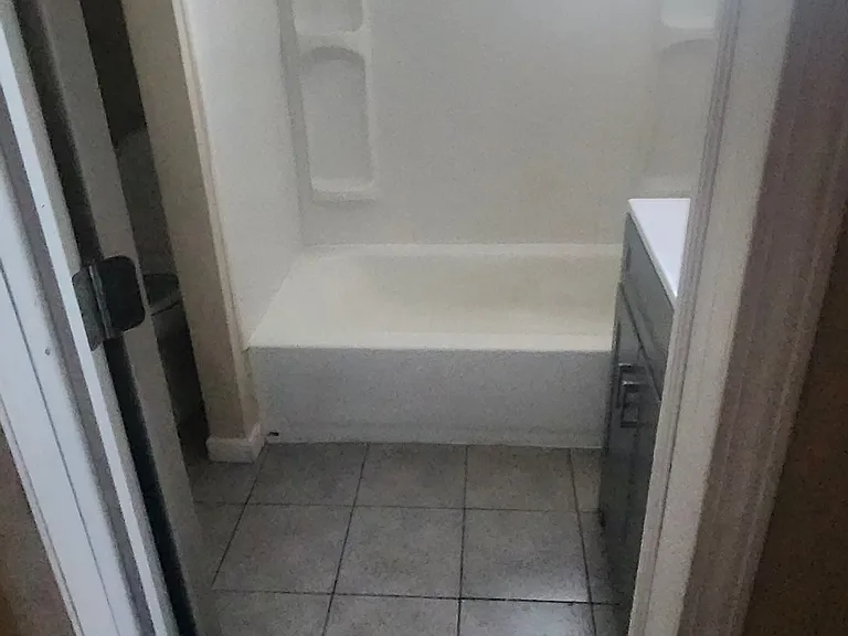 1131 Terrace Ave — Photo 6