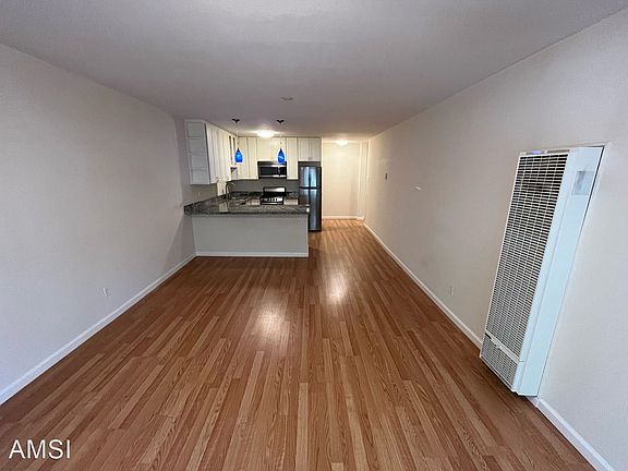 4th image of 101 Broderick St #101