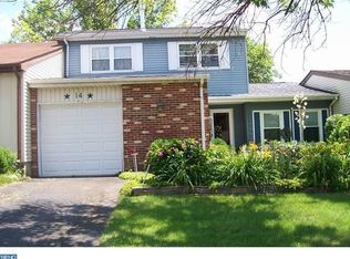 14 Princess Ln, Newtown, PA 18940