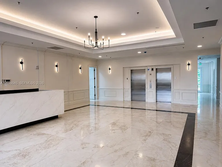 2665 SW 37th Ave #814 — Photo 4