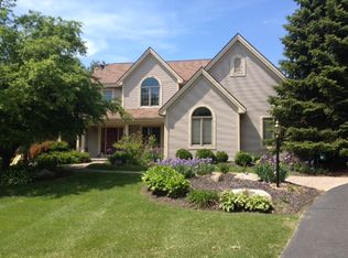 6324 Almond Ln, Clarkston, MI 48346