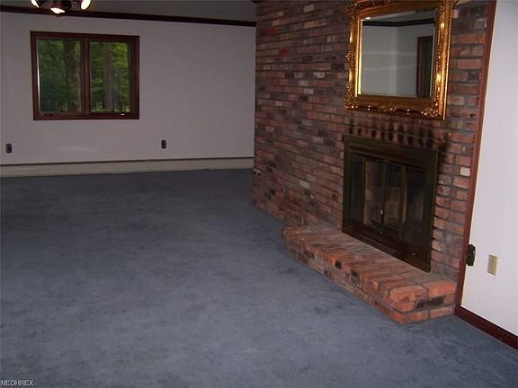 5th image of 3642 Whitethorn Cir