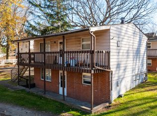 512 Julien Cir, Akron, OH 44310
