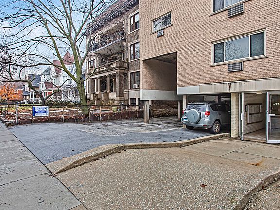 2nd image of 4939 S Dorchester Ave APT 2B