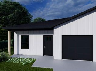 121 Conner Dr, Lebanon, MO 65536