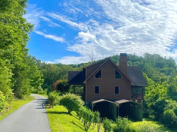 156 Trillium Heights Trce, Brasstown, NC 28902