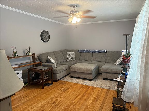 5th image of 119 Anderson Ave