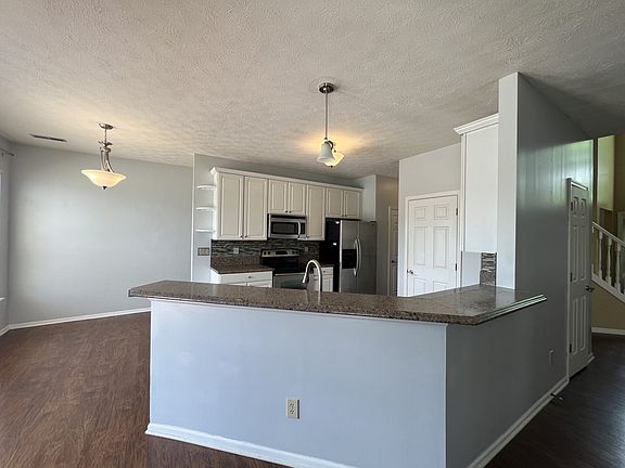 3rd image of 12701 Tealwood Dr
