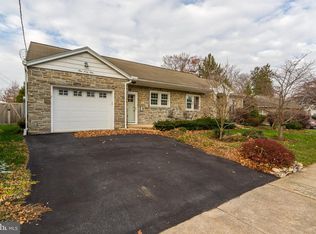 141 E Lincoln Ave, Lititz, PA 17543