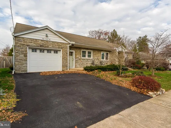 141 E Lincoln Ave, Lititz, PA 17543