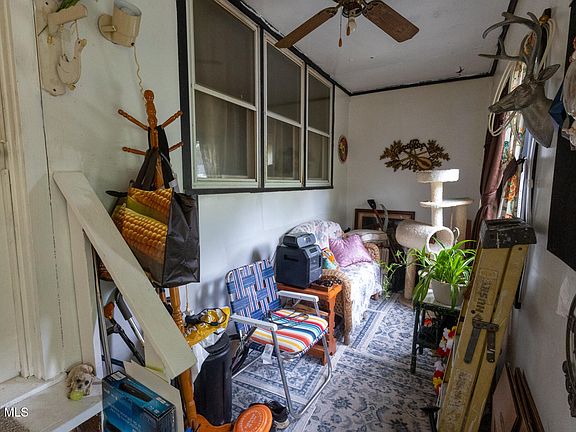 4th image of 772 Saratoga Road